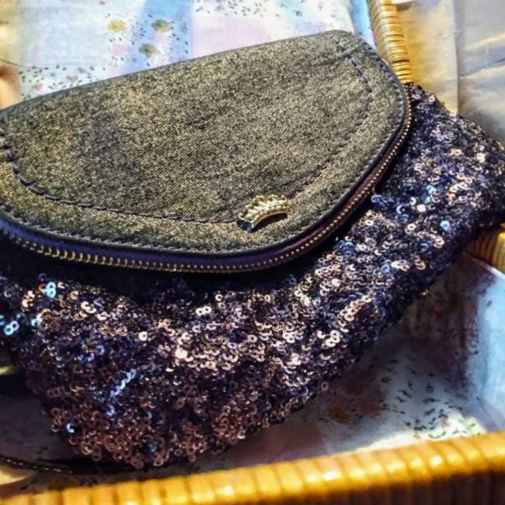 Purple sequins juicy couture purse